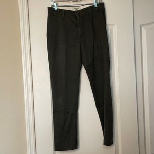Dockers dress pant - slim tapered 31/30